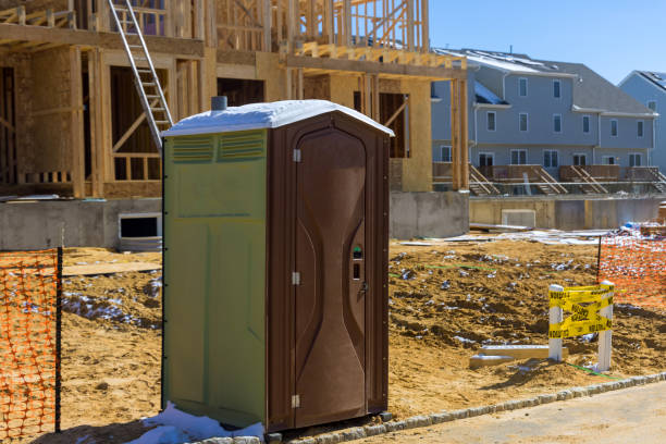 Portable Toilet Options We Offer in Hampstead, NC